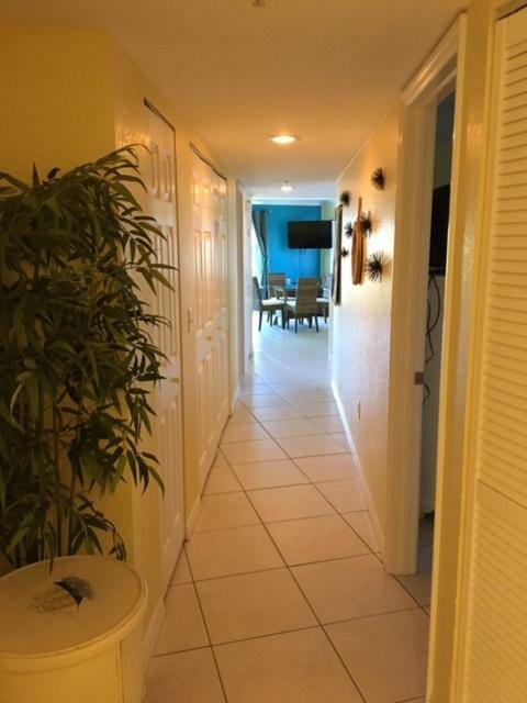 South Beach Oceanfront Resort St. Pete Beach Exterior foto